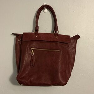 Moda Luxe Woman’s Brown Leather Handbag.